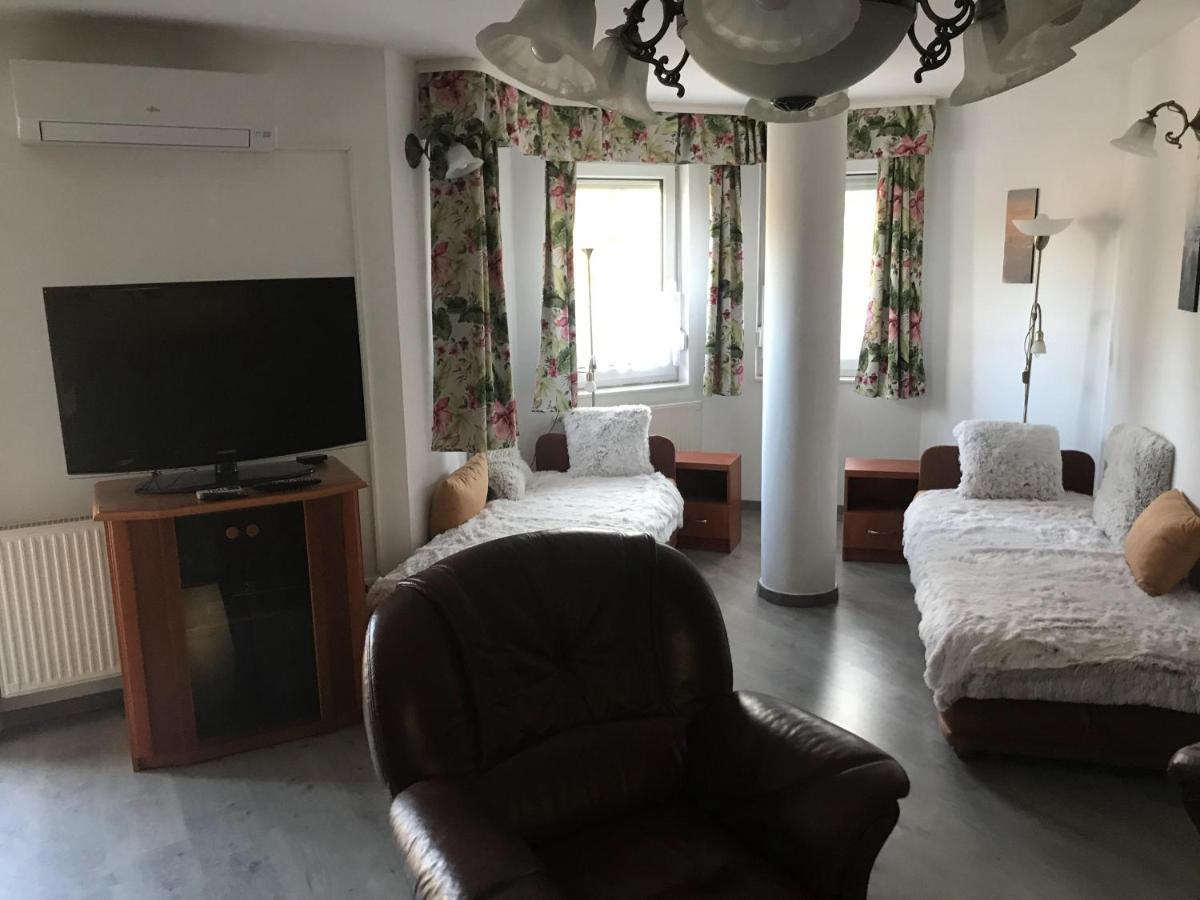 City Center Apartments Hévíz Εξωτερικό φωτογραφία